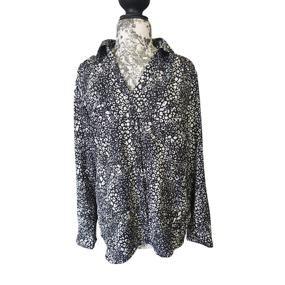 Jaclyn Smith Button Up Long Sleeve/Roll Tab Sleeve Shirt Top Black & White XL